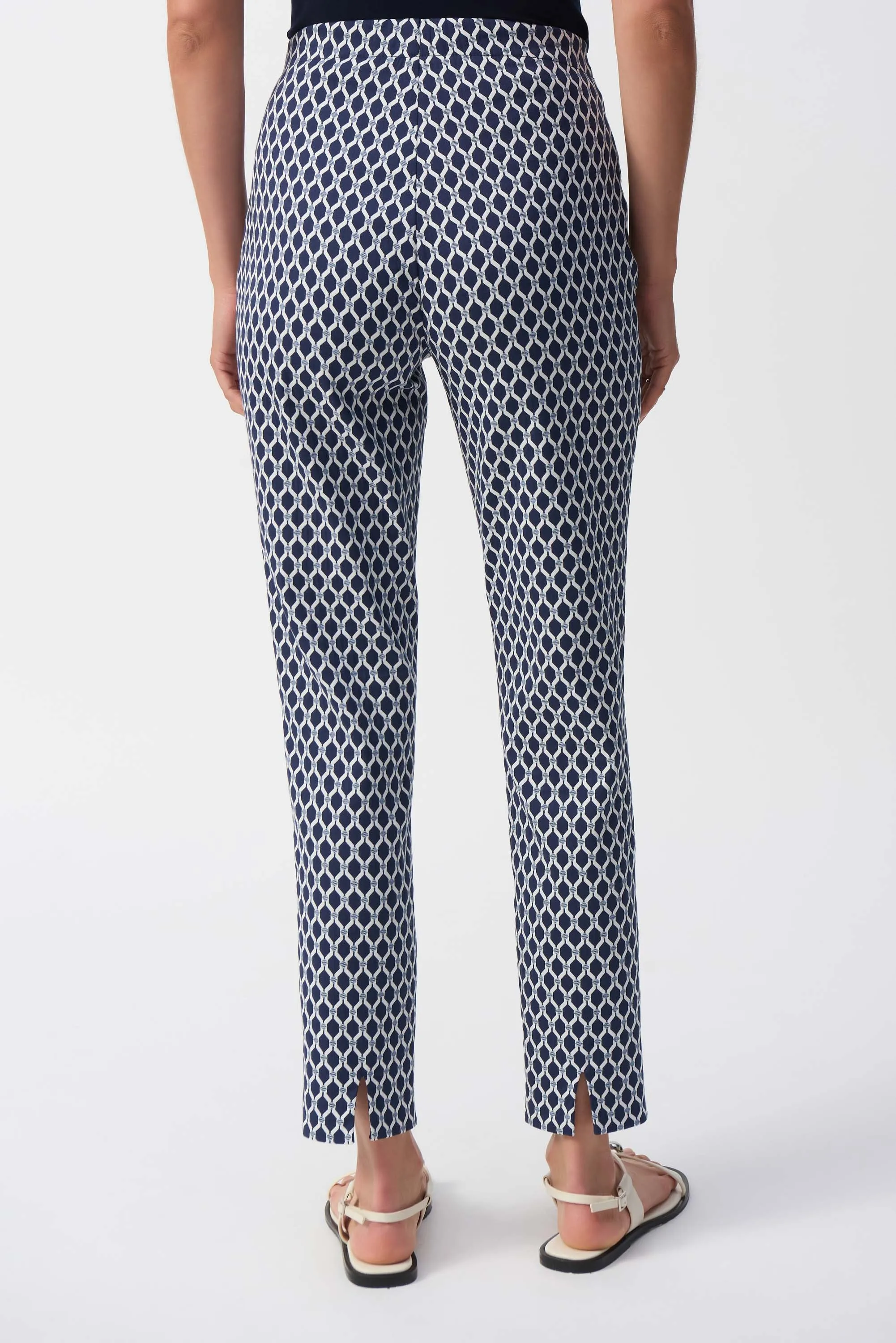 BLUE WHITE GEOMETRIC SLIM PANT