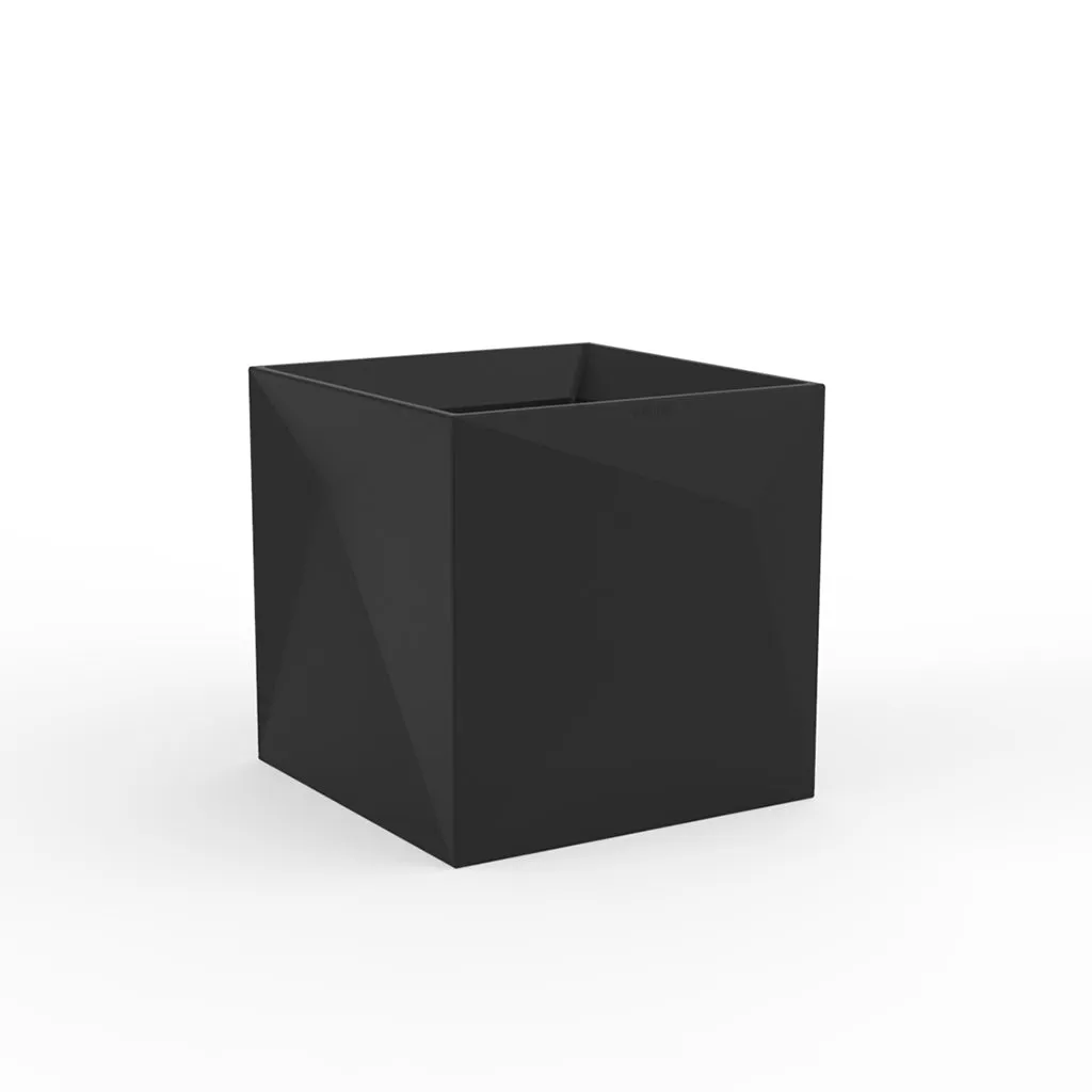 Faz Planter - Modern Patio Accessory