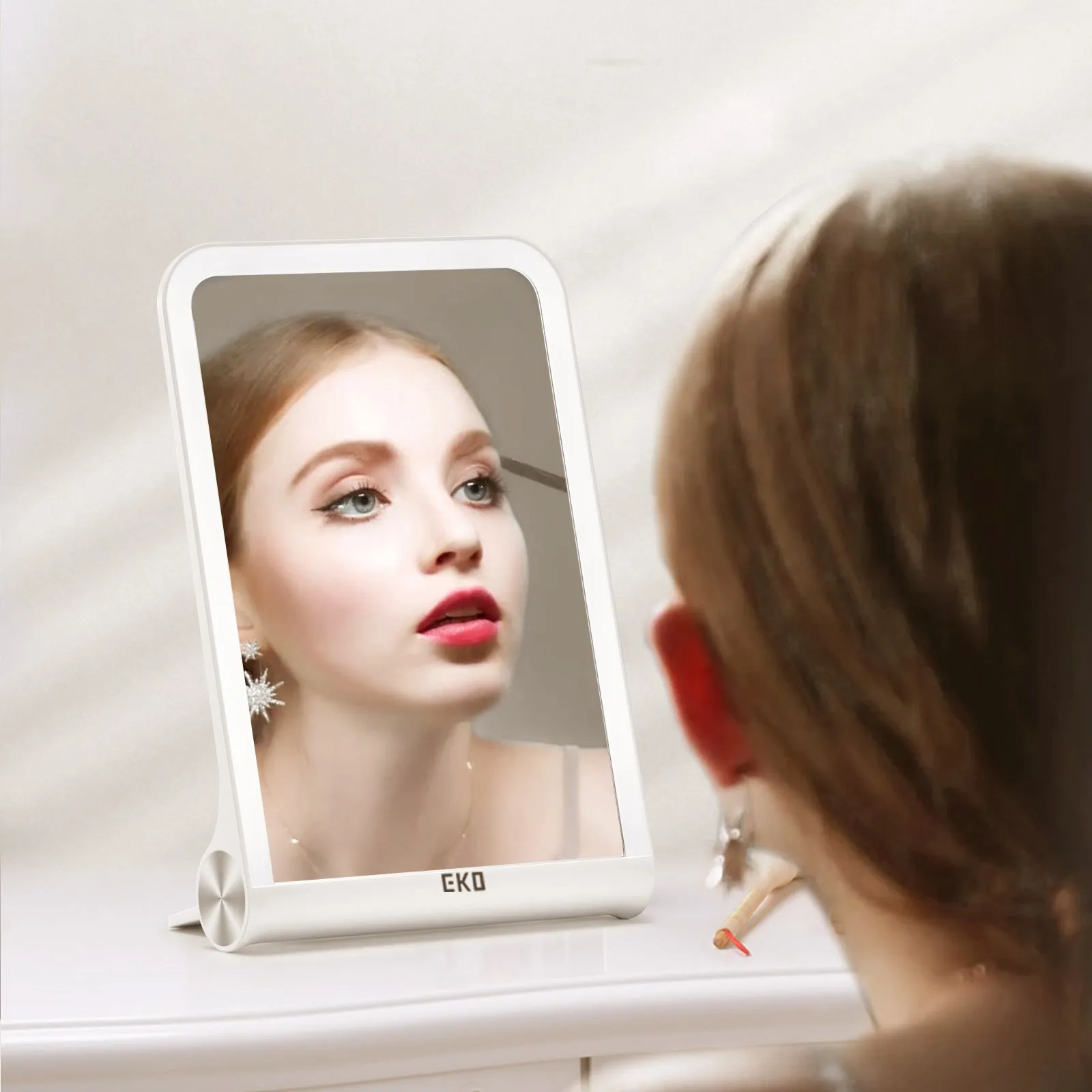 iMira  1X Foldable 10.6" LED Mirror - White