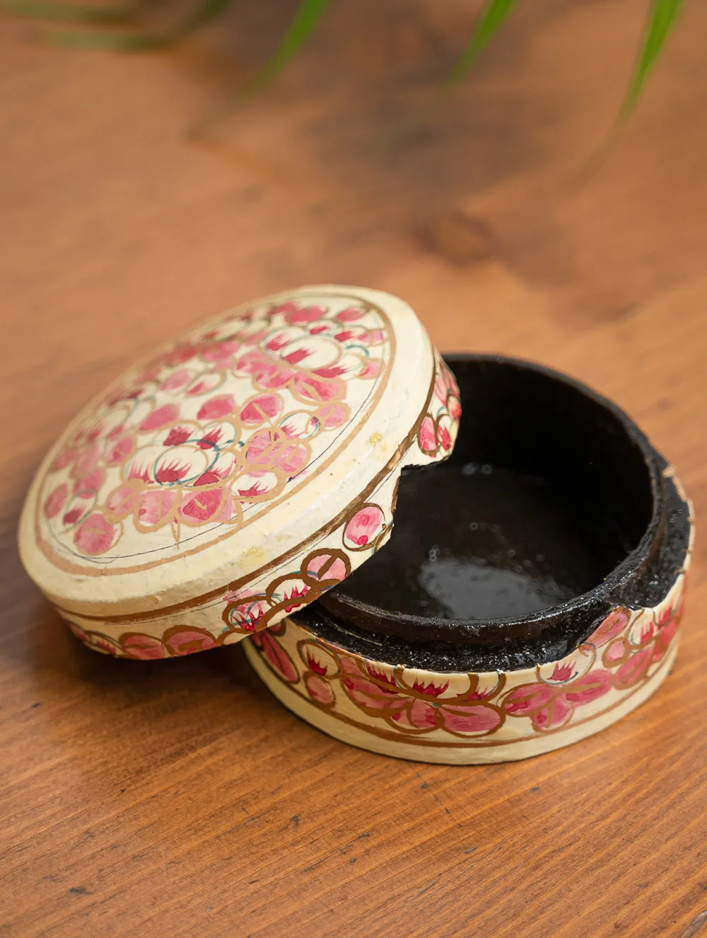 Kashmiri Papier-Mâché Round Box