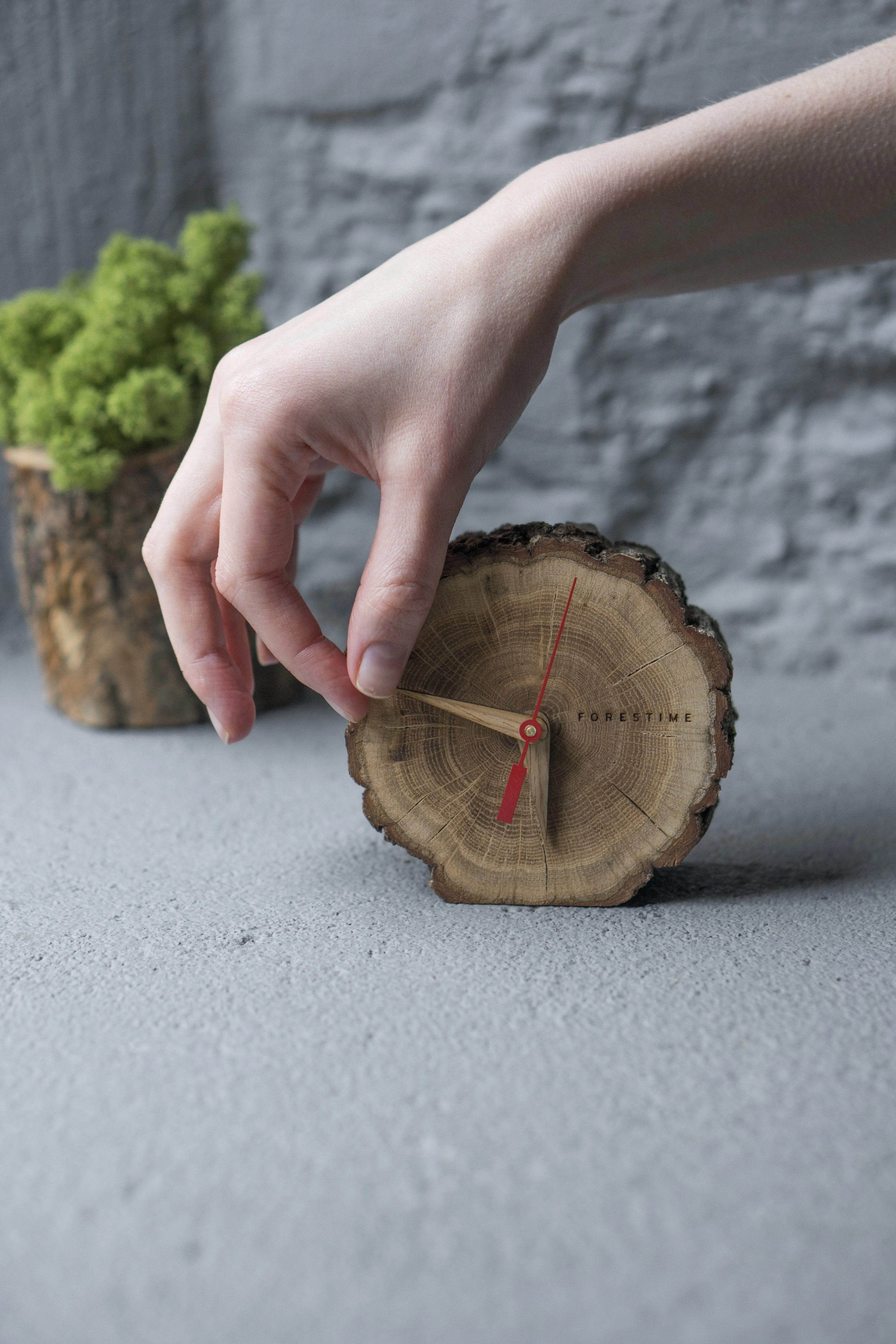 Laika Oak Slice Table Clock