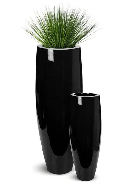 Lux Bullet Modern outdoor planter