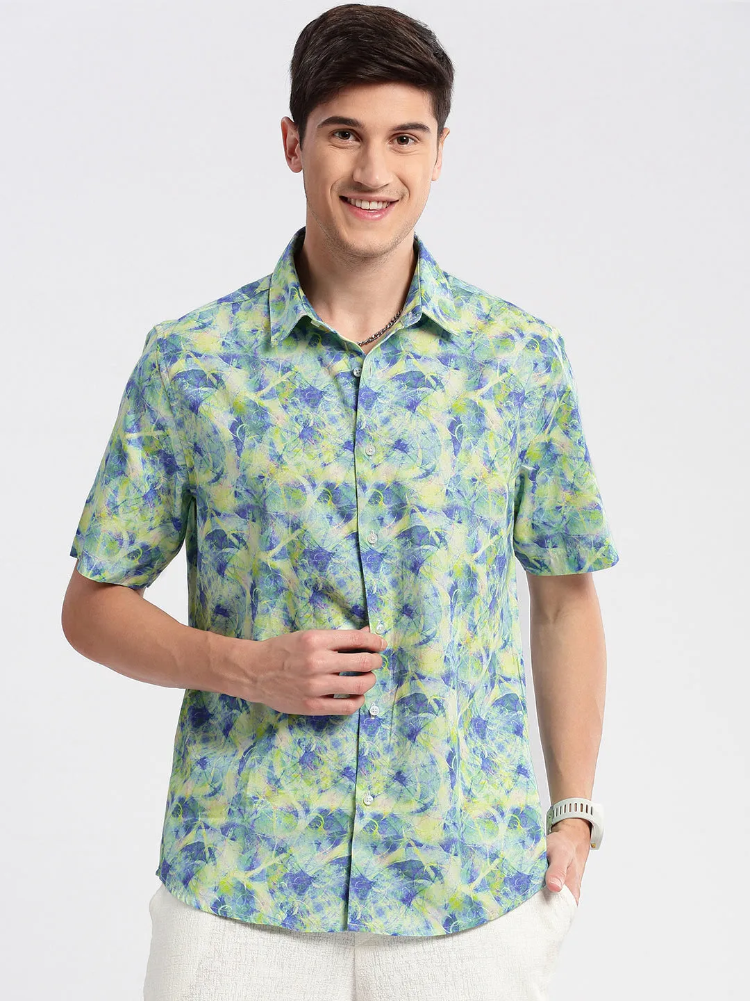 Men Green Smart Slim Fit Abstract Printed Twill Weave Cotton Casual Shirt