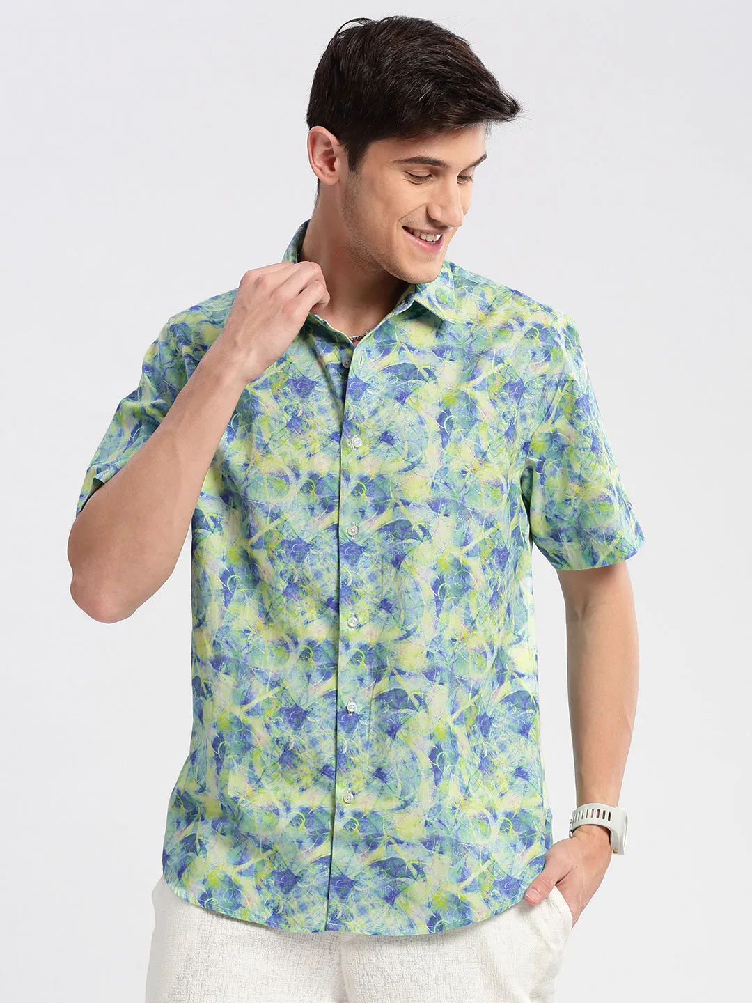 Men Green Smart Slim Fit Abstract Printed Twill Weave Cotton Casual Shirt
