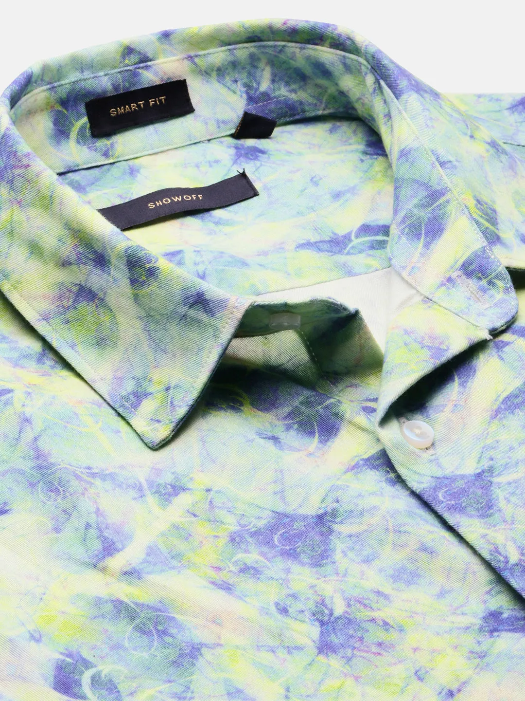Men Green Smart Slim Fit Abstract Printed Twill Weave Cotton Casual Shirt