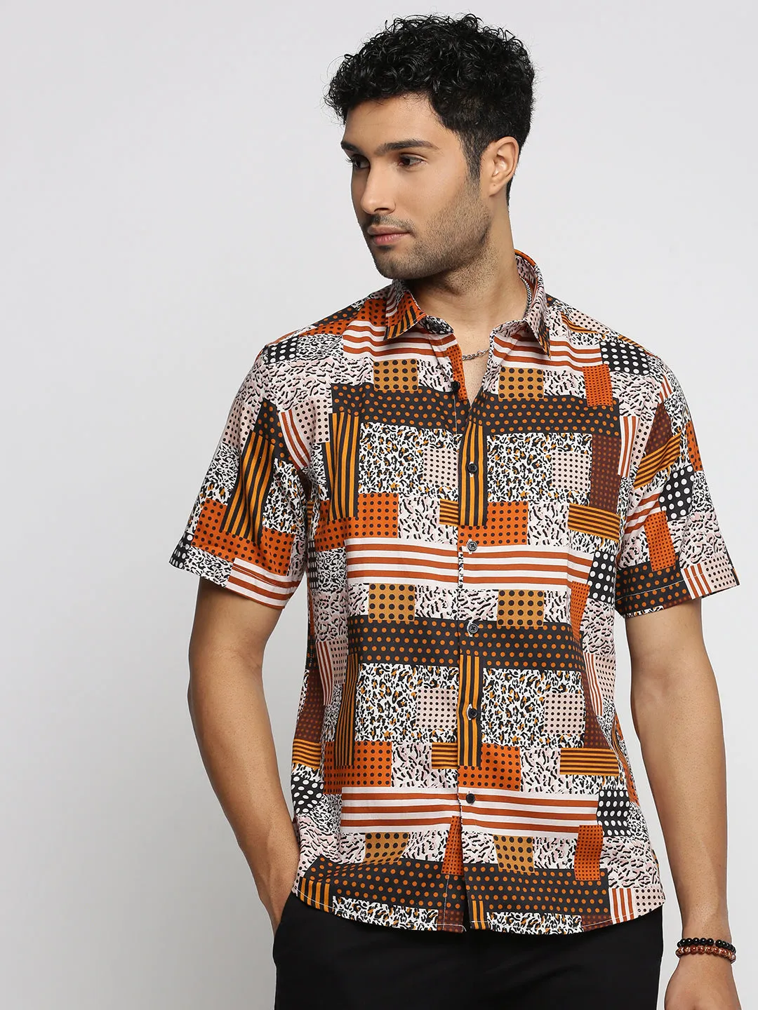 Men Rust Smart Slim Fit Geometric Printed Weave Cotton Casual Shirt