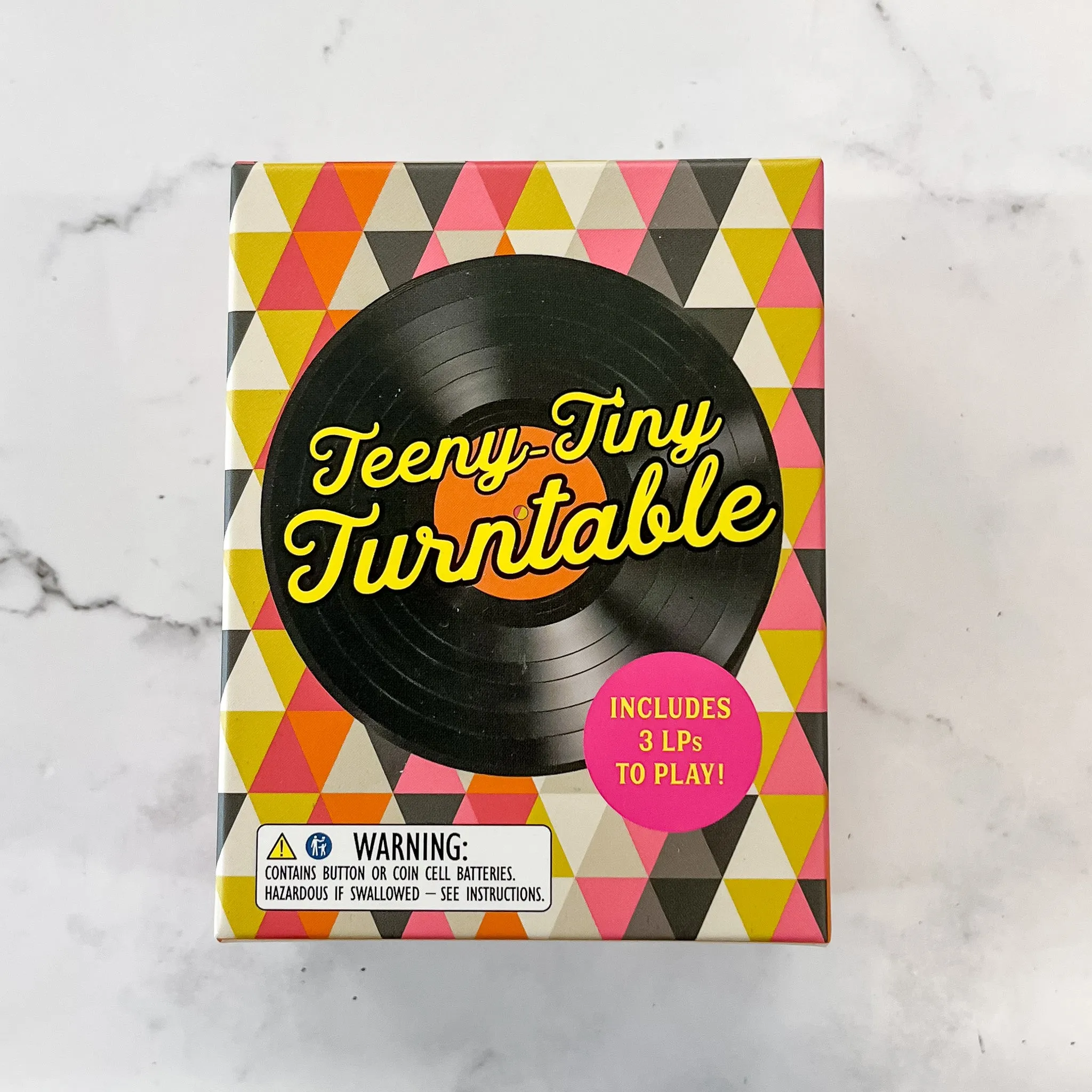 Teeny-Tiny Turntable: Includes 3 Mini-LPs to Play!