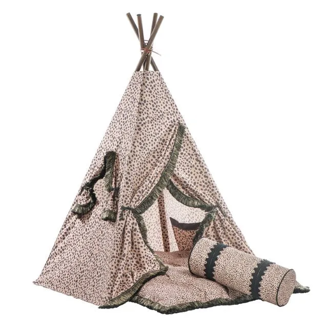 THE OUTLET: Tent of Dreams - Painted Spots