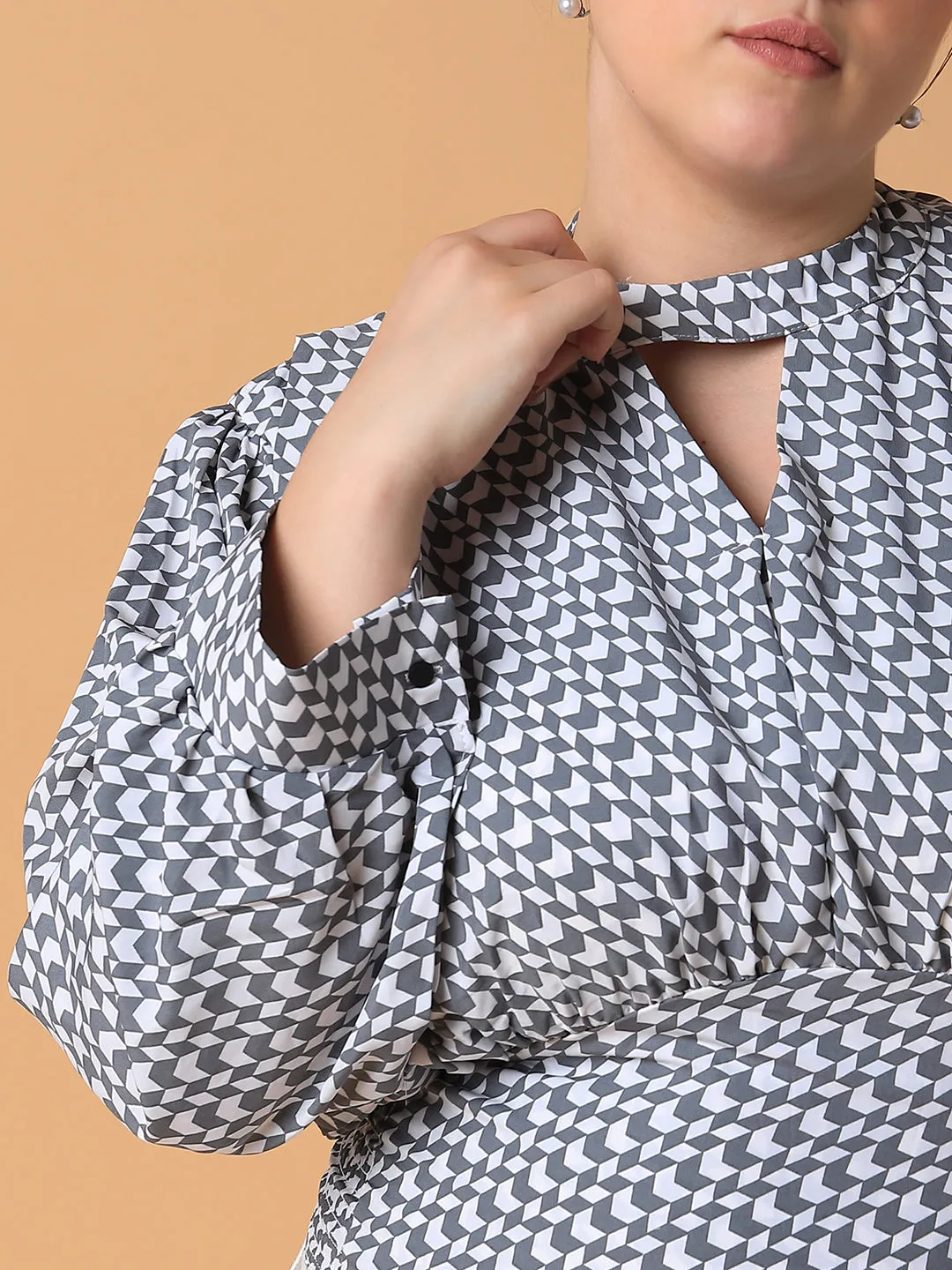 Women Grey Print Keyhole Neck Crepe Styled Back Crop Top