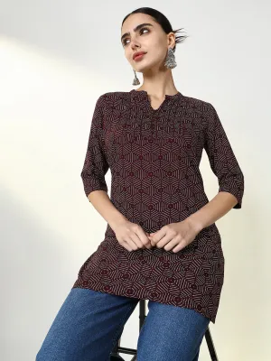 Women Maroon Geometric Printed Kurti